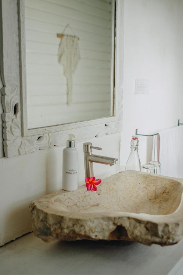 Shrining Cottages Lembongan Экстерьер фото